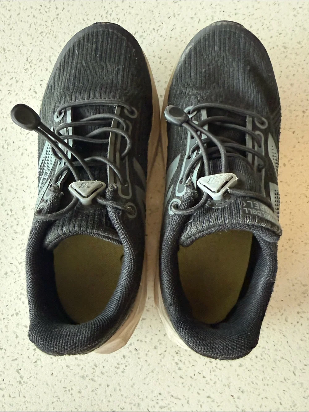 New Balance Black/Steel Fuelcell Propel v5 Bungee Sneaker - Kids Size 13